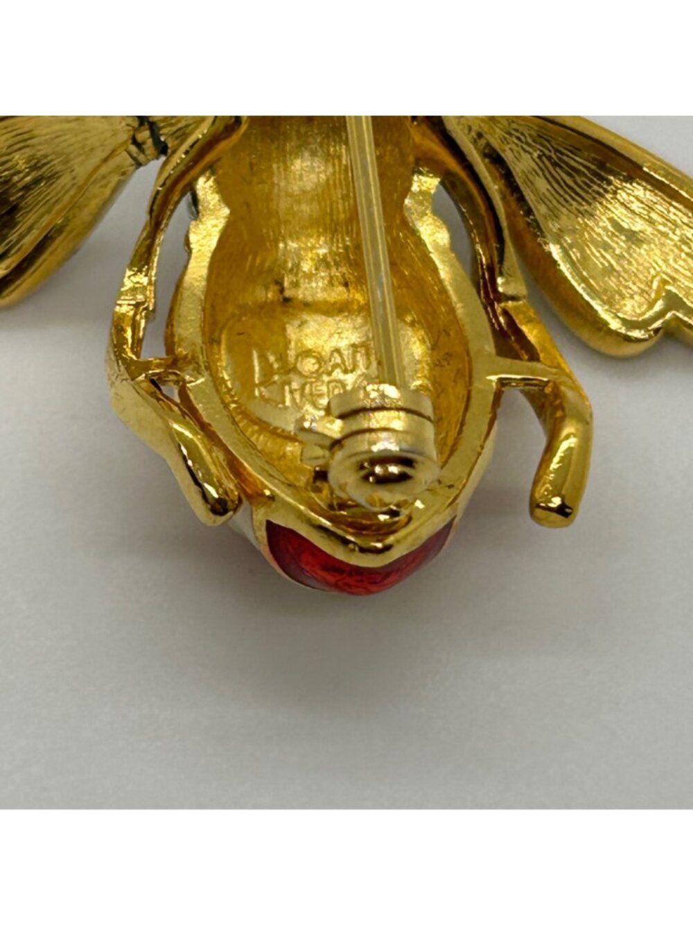 Joan Rivers Patriotic Bee Brooch Stats and Stripes Red White Blue Enamel America - Picture 10 of 12